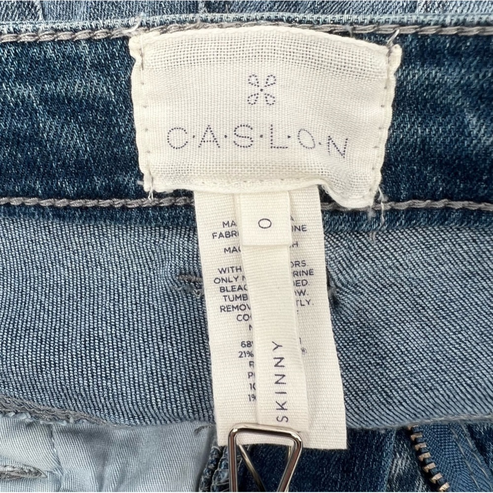 NWT Caslon Skinny Light Blue Vintage Rough Hem Jeans Size 0 Women's - Picture 2 of 7